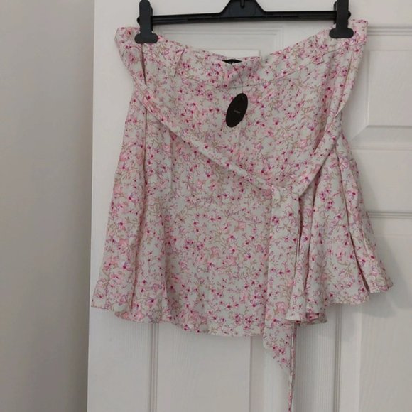 Dresses & Skirts - skirt
